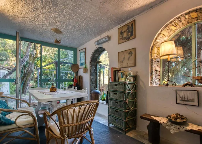 1 Bedroom Amazing In Zoagli